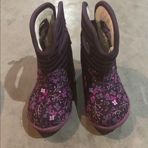 Infants Size 4 - EUC Bogs - Purple Flower Boots
